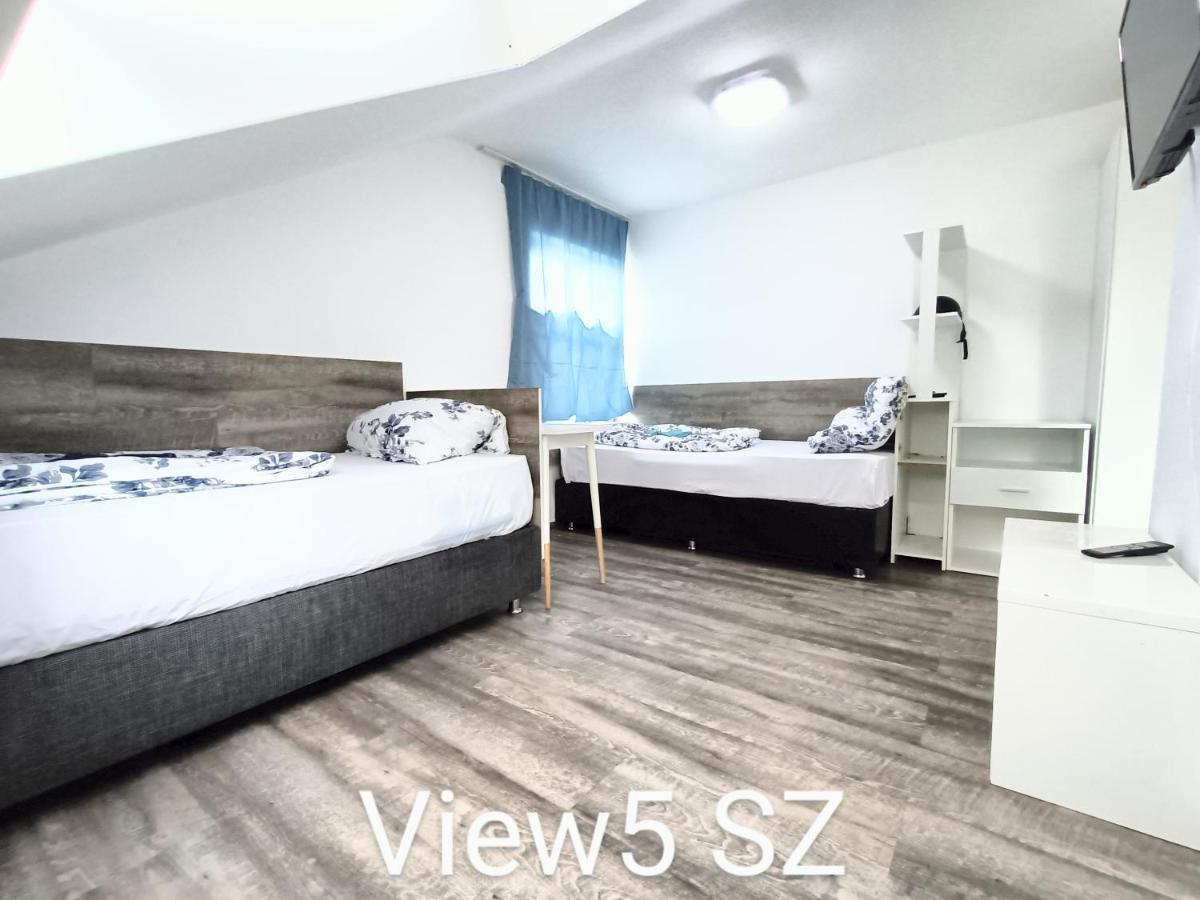 Fmi110 Next To Airport Apartment รึสเซิลส์ไฮม์ ภายนอก รูปภาพ