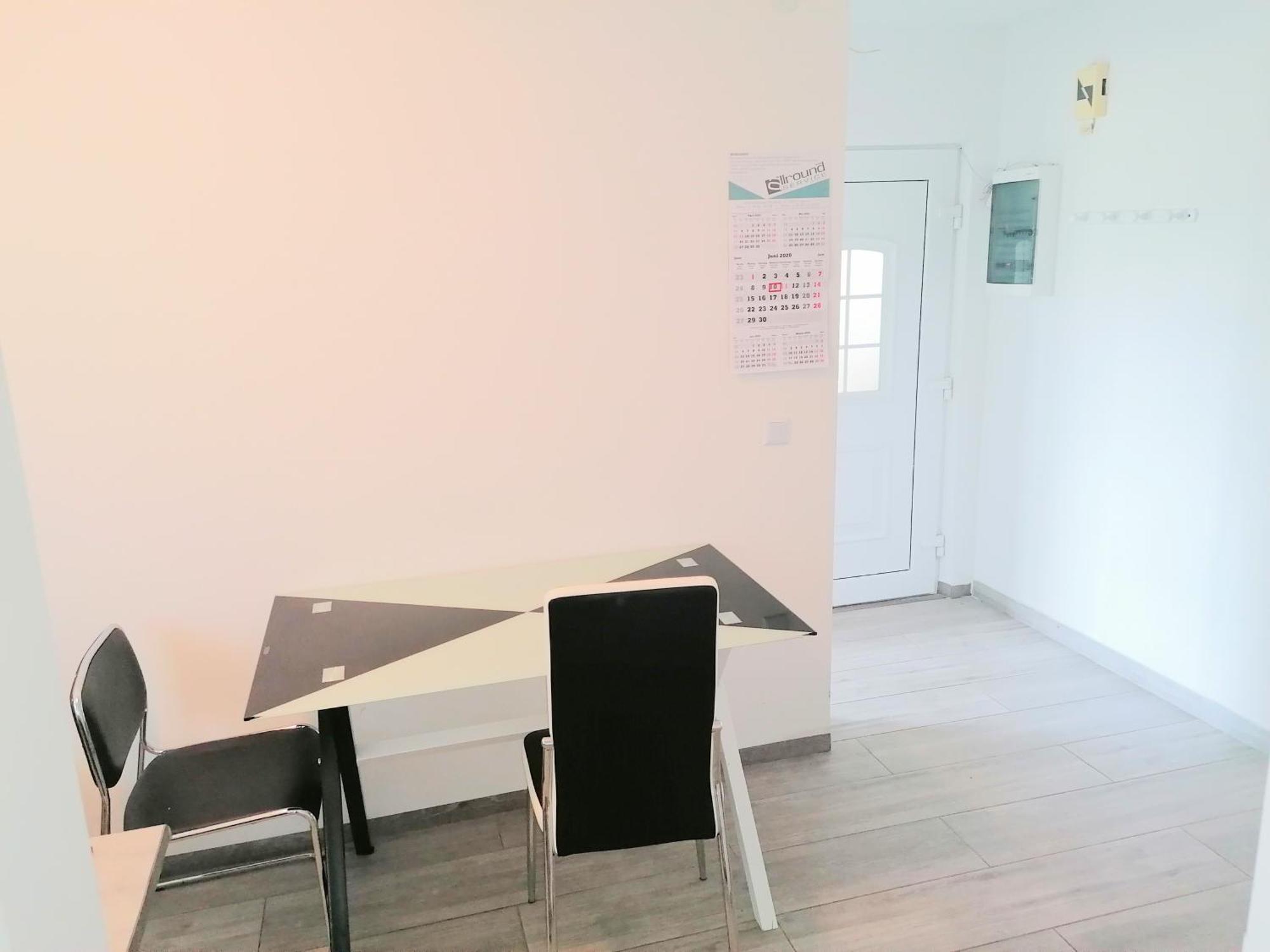 Fmi110 Next To Airport Apartment รึสเซิลส์ไฮม์ ห้อง รูปภาพ