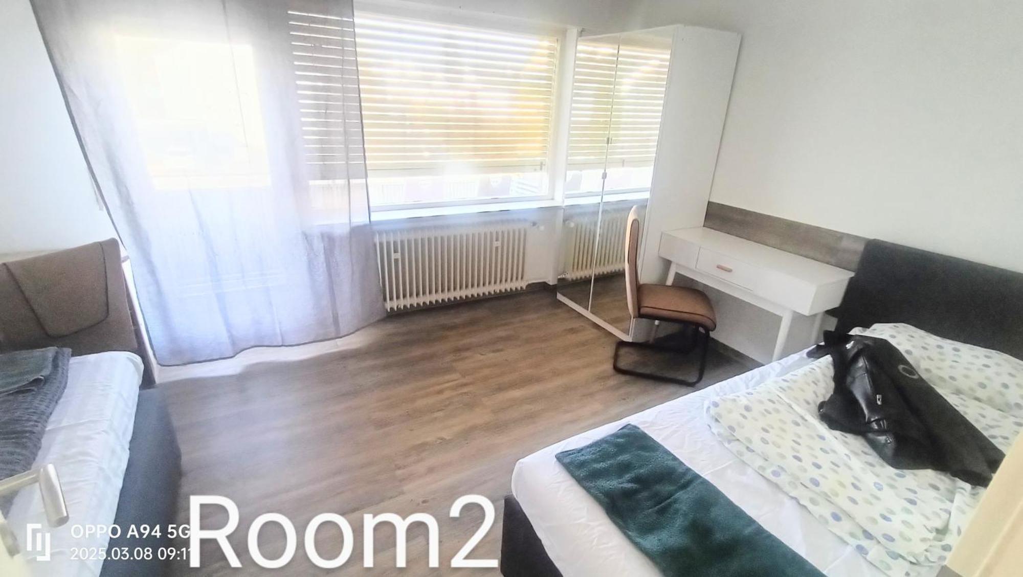Fmi110 Next To Airport Apartment รึสเซิลส์ไฮม์ ภายนอก รูปภาพ